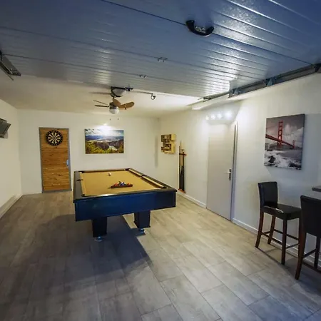 Vida Villa *